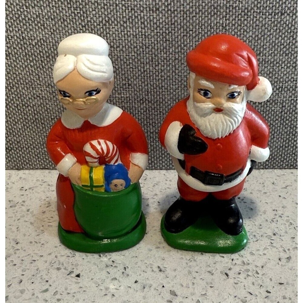 Vintage Ceramic Mr & Mrs Santa Claus Figurine's 4” Set Hand Painted Christmas